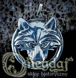 Vuk. Wilk w pierścieniu - talizman ze srebra pr. 925