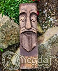 Odyn - nordycki bóg. Drewniana figurka